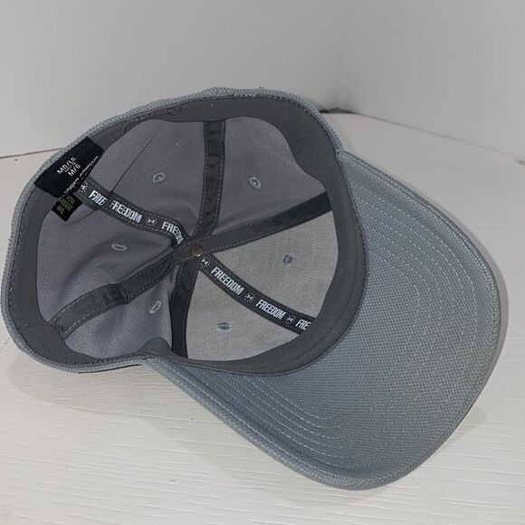 Under Armour Freedom Logo Fitted Hat S MD/LG Gray Stars & Stripes - Picture 6 of 7